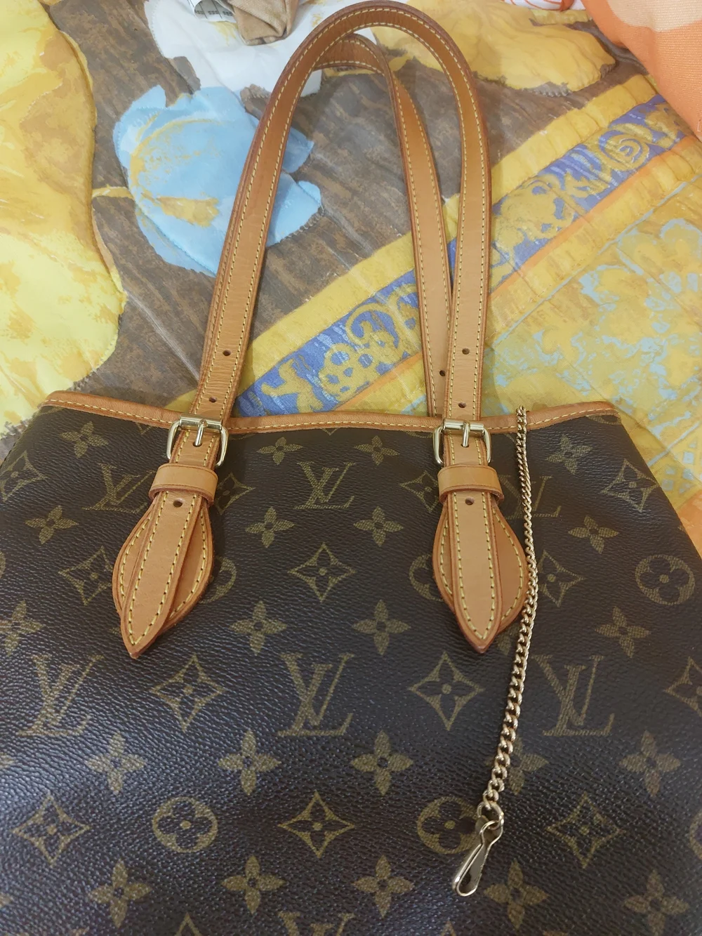 Louis Vuitton Monogram Canvas Bucket Tote with Vachetta Trim